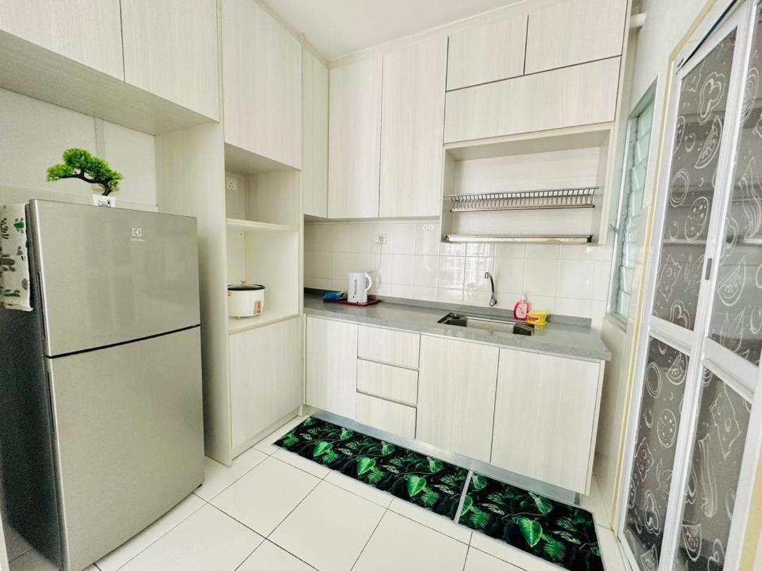 Setia Alam Islamic Homestay Shah Alam Exterior photo